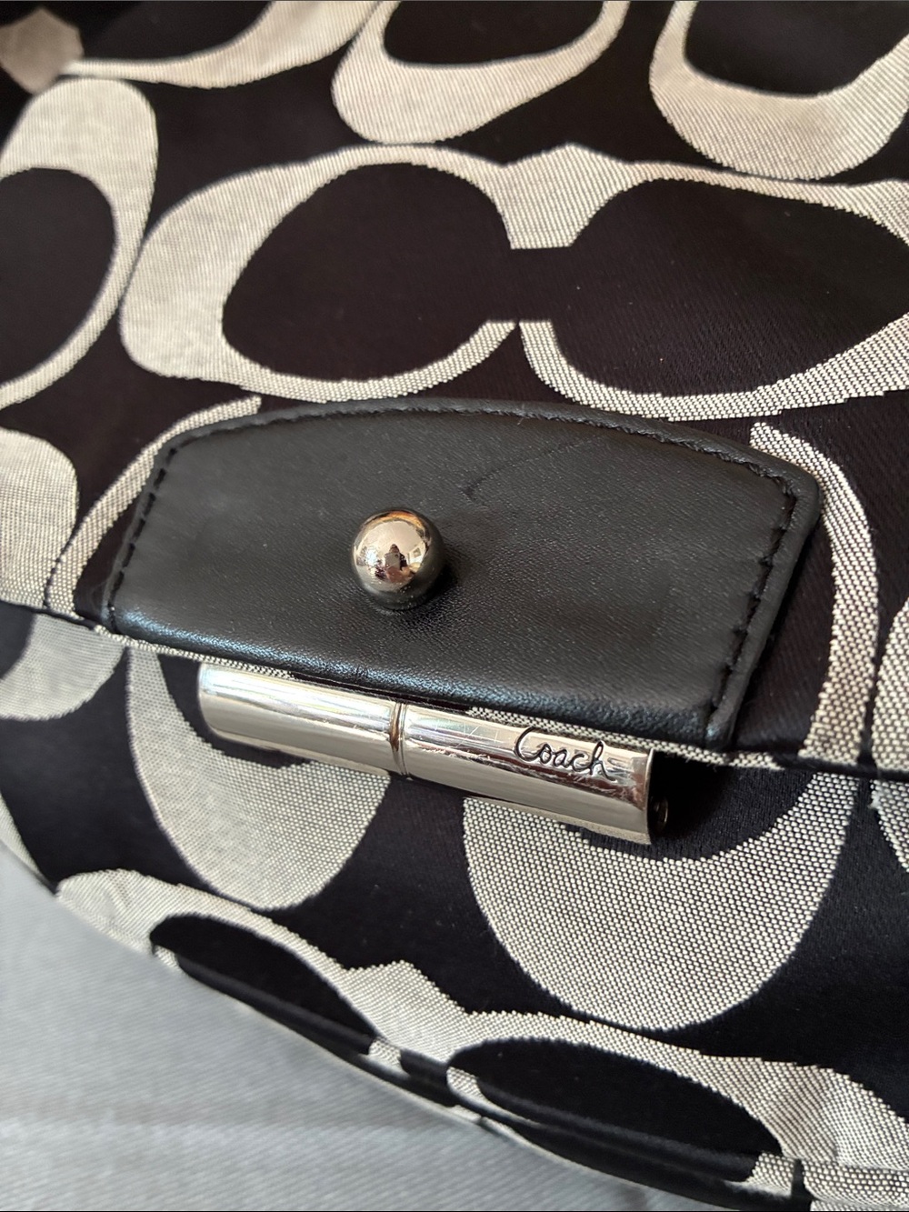 Coach Signature Canvas Kristin Shoulder Bag - Picture 8 of 10